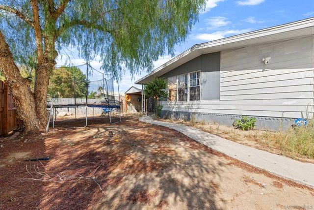 26091 San Quintin Rd, Menifee, CA 92584