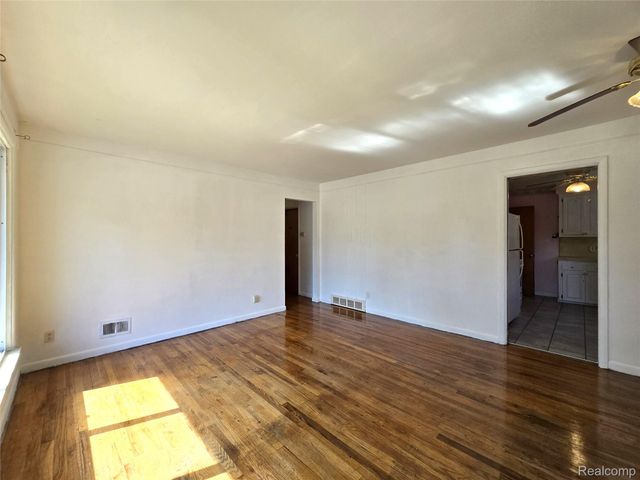 410 Central Street, Inkster, MI 48141