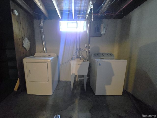 410 Central Street, Inkster, MI 48141