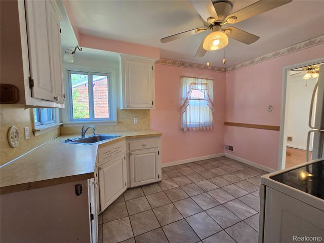 410 Central Street, Inkster, MI 48141