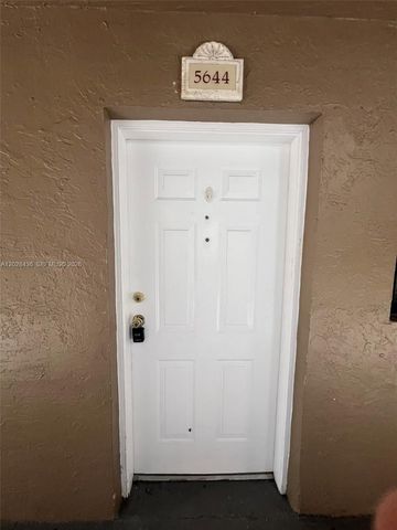 5644 W 25th Court 5644, Hialeah, FL 33016