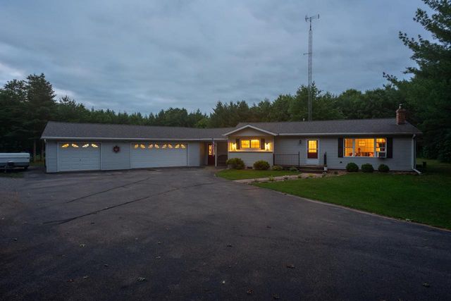 W9398 CZECH ROAD, Wautoma, WI 54982