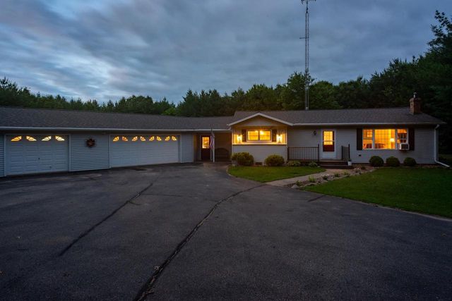 W9398 CZECH ROAD, Wautoma, WI 54982
