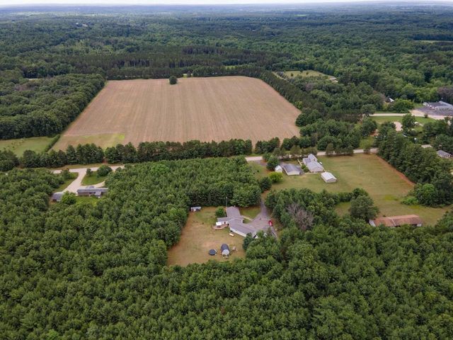 W9398 CZECH ROAD, Wautoma, WI 54982