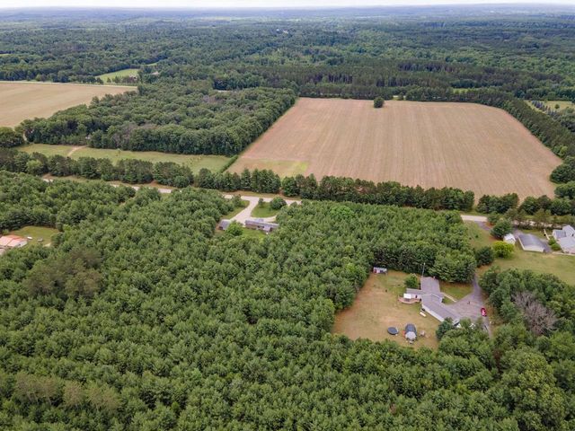 W9398 CZECH ROAD, Wautoma, WI 54982