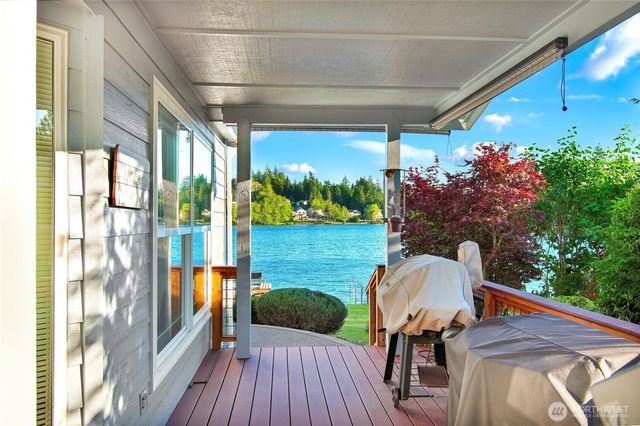 90 SE Crescent Drive, Shelton, WA 98584