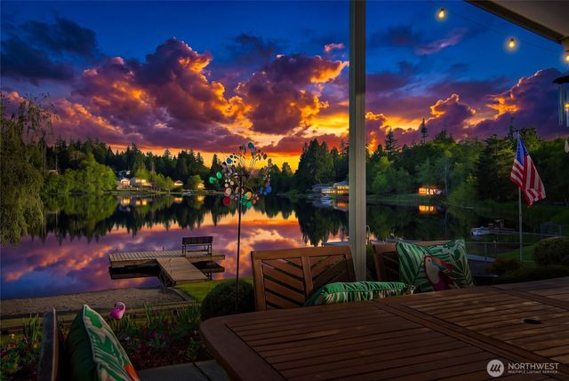 90 SE Crescent Drive, Shelton, WA 98584