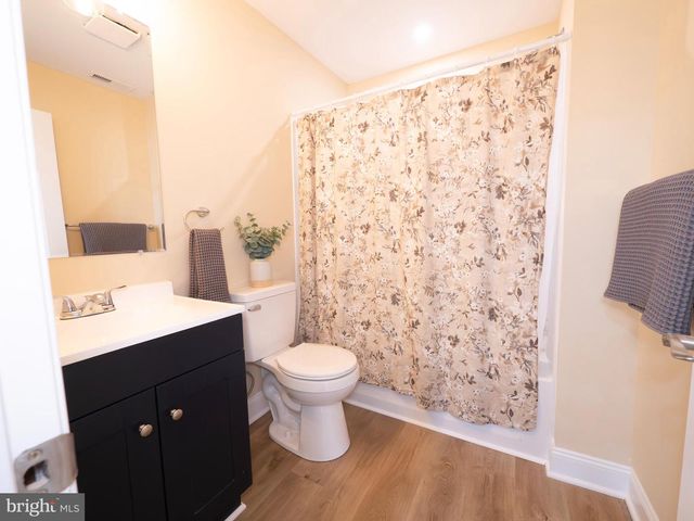 537 HILLMAN DR, Winchester, VA 22601