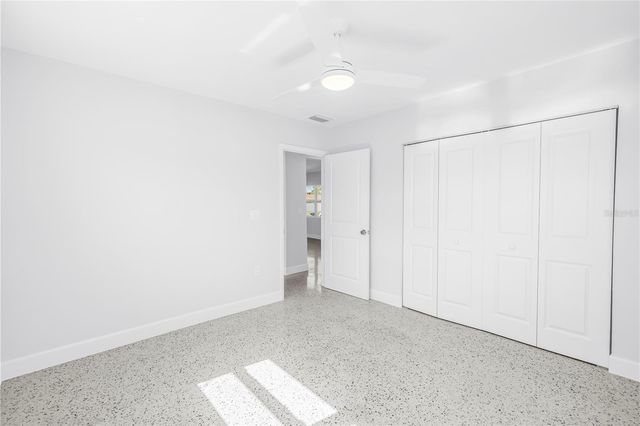 7443 2ND STREET N, St Petersburg, FL 33702