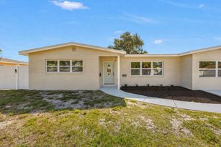 7443 2ND STREET N, St Petersburg, FL 33702
