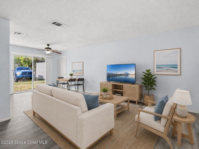 268 Melba Avenue NW, Palm Bay, FL 32907