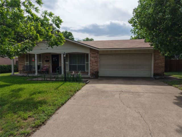 2763 Beechmont Drive, Dallas, TX 75228