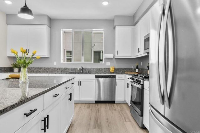 5264 Beachfront Cove St. 214, San Diego, CA 92154