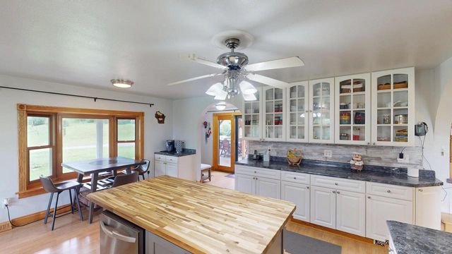 W25757 Bear Coulee ROAD, Trempealeau, WI 54661