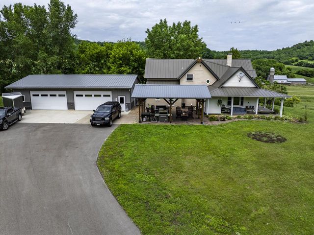 W25757 Bear Coulee ROAD, Trempealeau, WI 54661