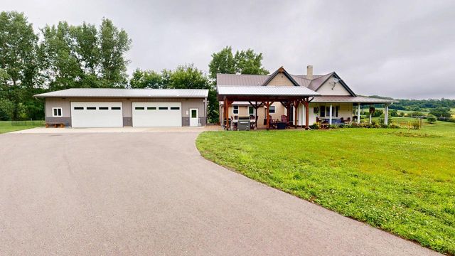 W25757 Bear Coulee ROAD, Trempealeau, WI 54661