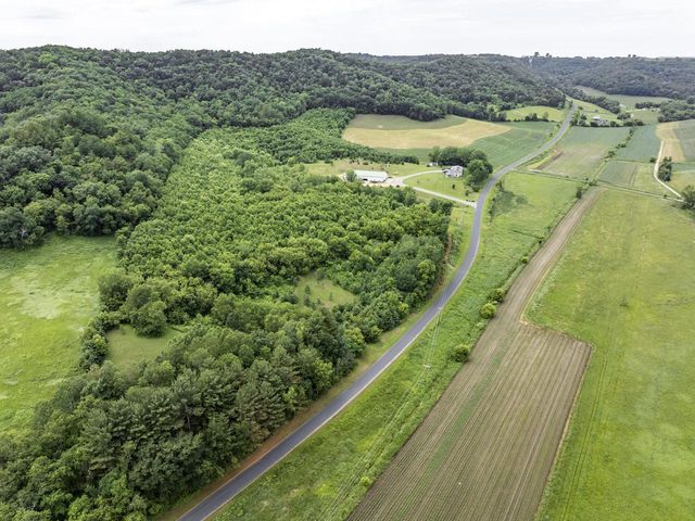 W25757 Bear Coulee ROAD, Trempealeau, WI 54661