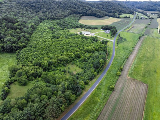 W25757 Bear Coulee ROAD, Trempealeau, WI 54661