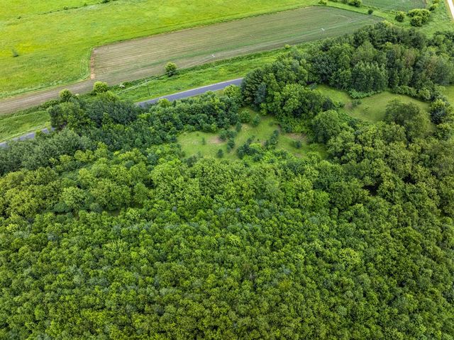 W25757 Bear Coulee ROAD, Trempealeau, WI 54661