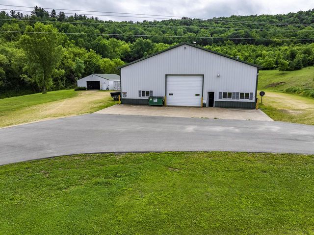 W25757 Bear Coulee ROAD, Trempealeau, WI 54661