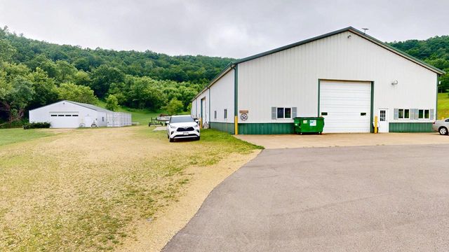 W25757 Bear Coulee ROAD, Trempealeau, WI 54661