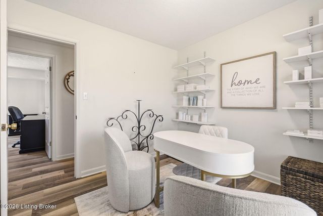 3900 Hawthorne Rd, La Grange, KY 40031