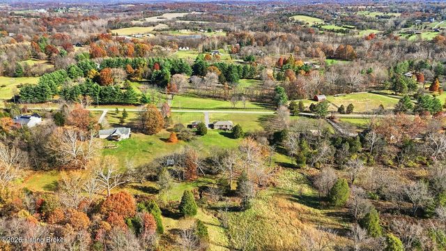 3900 Hawthorne Rd, La Grange, KY 40031