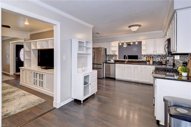 105 Ponsonby DR, Yorktown, VA 23693