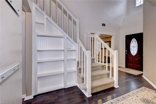 105 Ponsonby DR, Yorktown, VA 23693