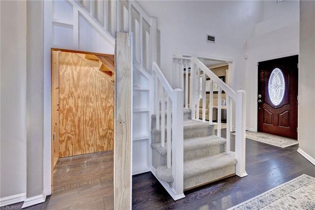 105 Ponsonby DR, Yorktown, VA 23693