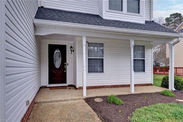 105 Ponsonby DR, Yorktown, VA 23693