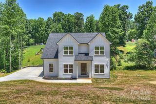 164 Meadow Glen Drive, Troutman, NC 28166