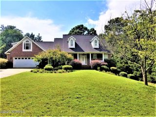 3 Shenecossett Lane, Pinehurst, NC 28374