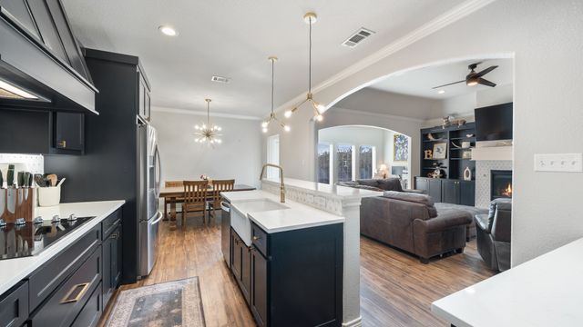 101 Lighthouse Lane, Mabank, TX 75143