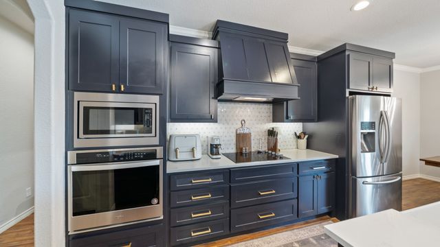 101 Lighthouse Lane, Mabank, TX 75143