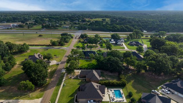 101 Lighthouse Lane, Mabank, TX 75143