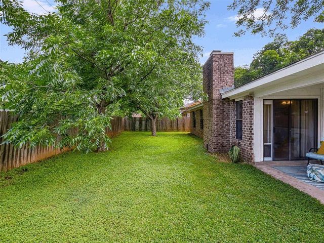 1720 Zimmerman LN, Round Rock, TX 78681