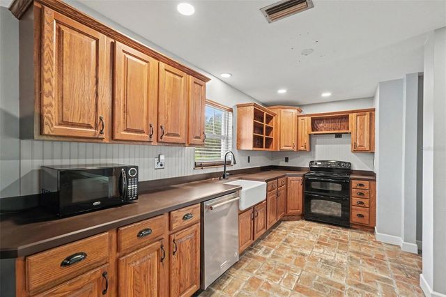 36653 BLANTON ROAD, Dade City, FL 33523