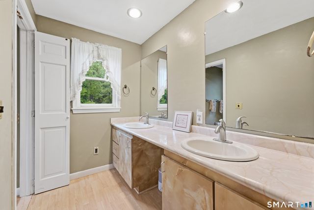 1823 Mountain Road, Suffield, CT 06093