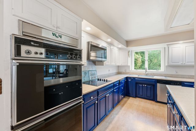 1823 Mountain Road, Suffield, CT 06093
