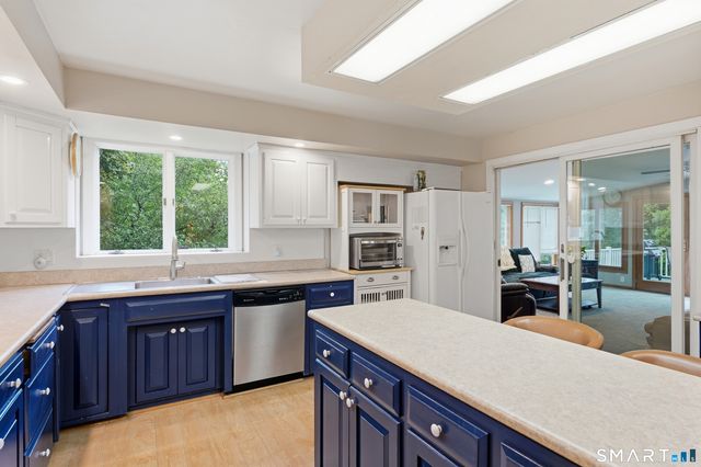 1823 Mountain Road, Suffield, CT 06093