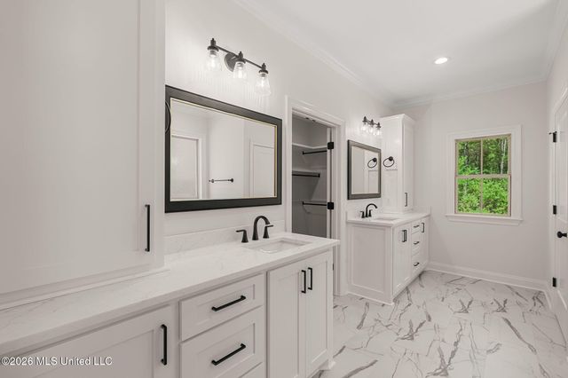 21 Redmont Drive, Sumrall, MS 39482