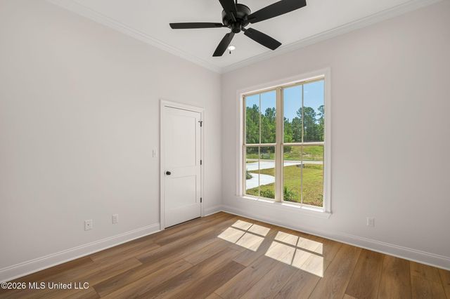 21 Redmont Drive, Sumrall, MS 39482