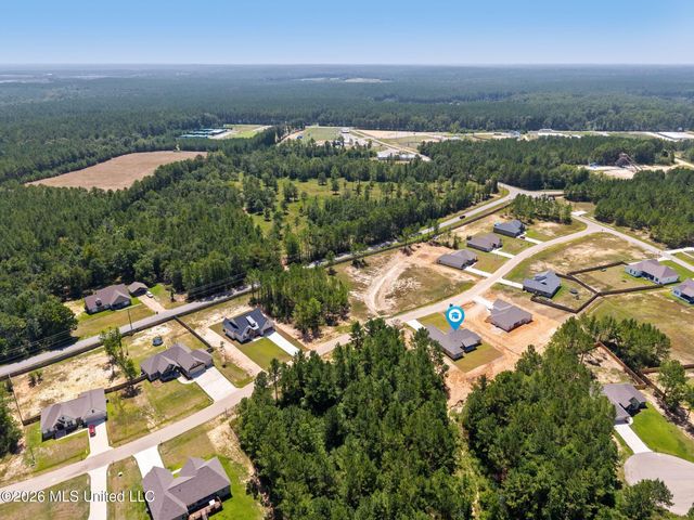 21 Redmont Drive, Sumrall, MS 39482