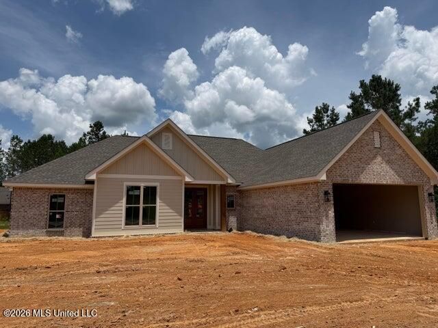 21 Redmont Drive, Sumrall, MS 39482