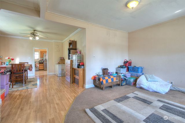 911 Wheeler Avenue, Hoquiam, WA 98550