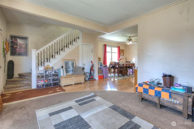 911 Wheeler Avenue, Hoquiam, WA 98550