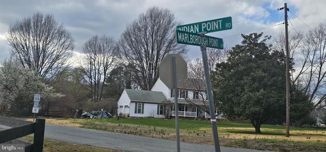 6 INDIAN POINT RD, Stafford, VA 22554