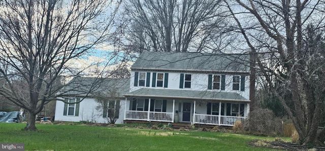 6 INDIAN POINT RD, Stafford, VA 22554