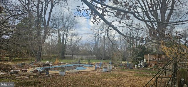 6 INDIAN POINT RD, Stafford, VA 22554